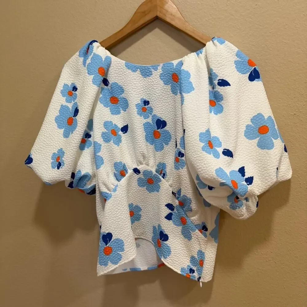 NWT Tuckernuck Never A Wallflower White Blue Floral Puff Sleeve Top Blouse Small